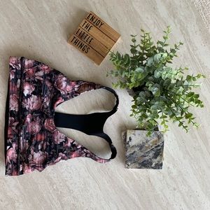 Flawless frosted rose Lululemon bra size 6